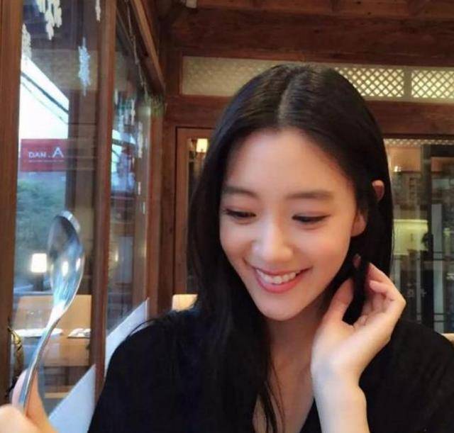 暗夜魅影